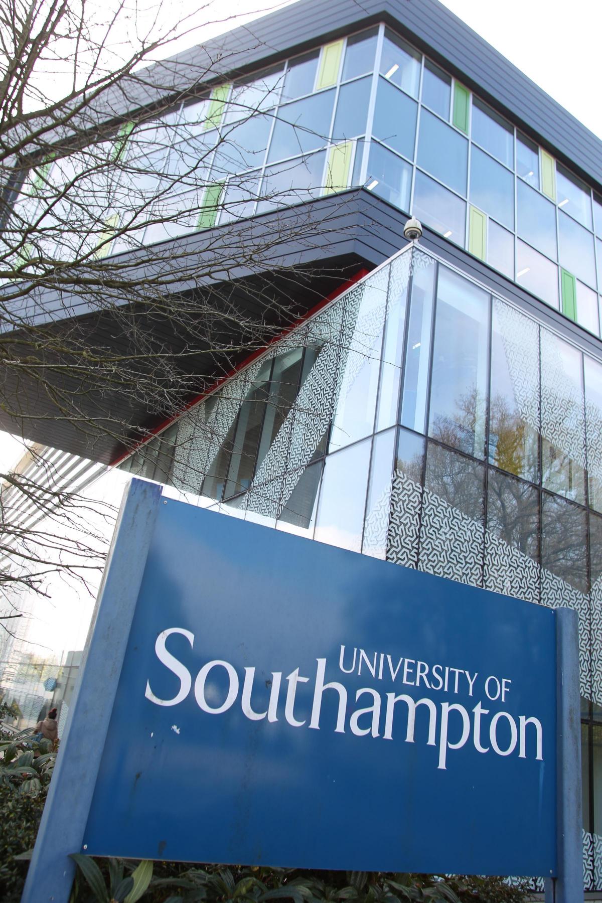 Coronavirus Scare In Southampton As Student Falls Ill Daily Echo