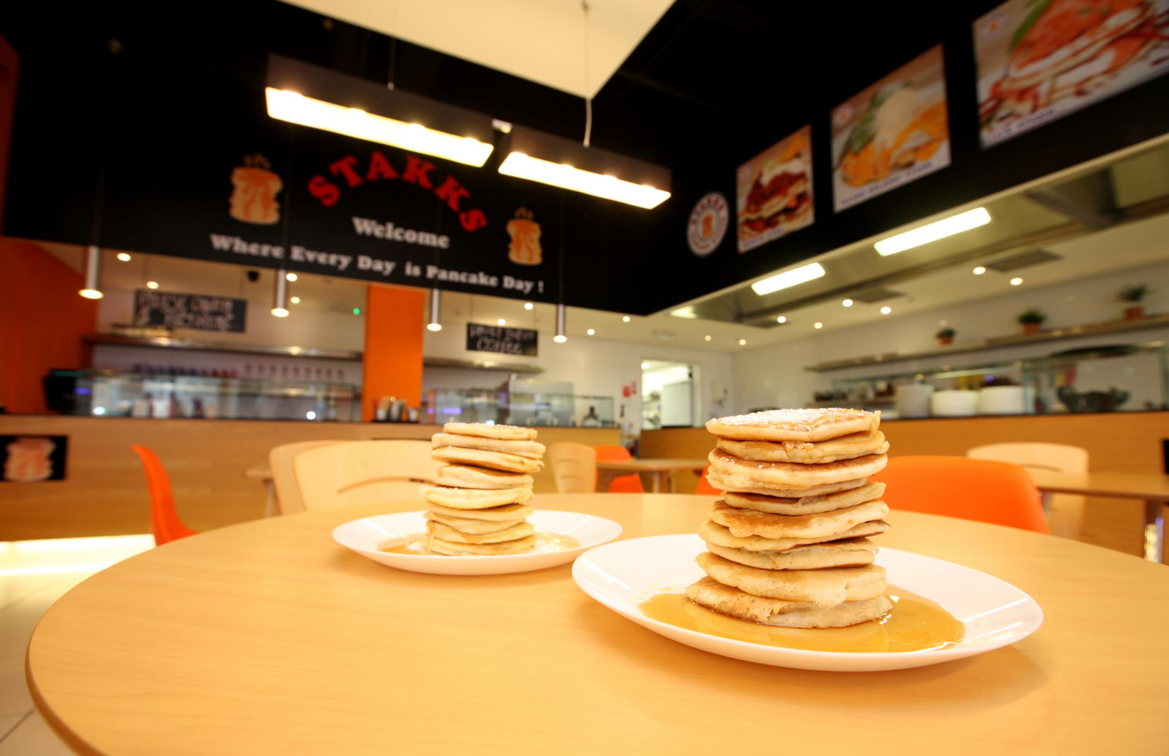 17 Aug 2015: Photo by Stuart Martin - Anna Copper and her daughters Jess 20 (left) and Lara 17 (right) who are opening a new Pancake house called Stakks in Marlands Shopping Centre on Wednesday.